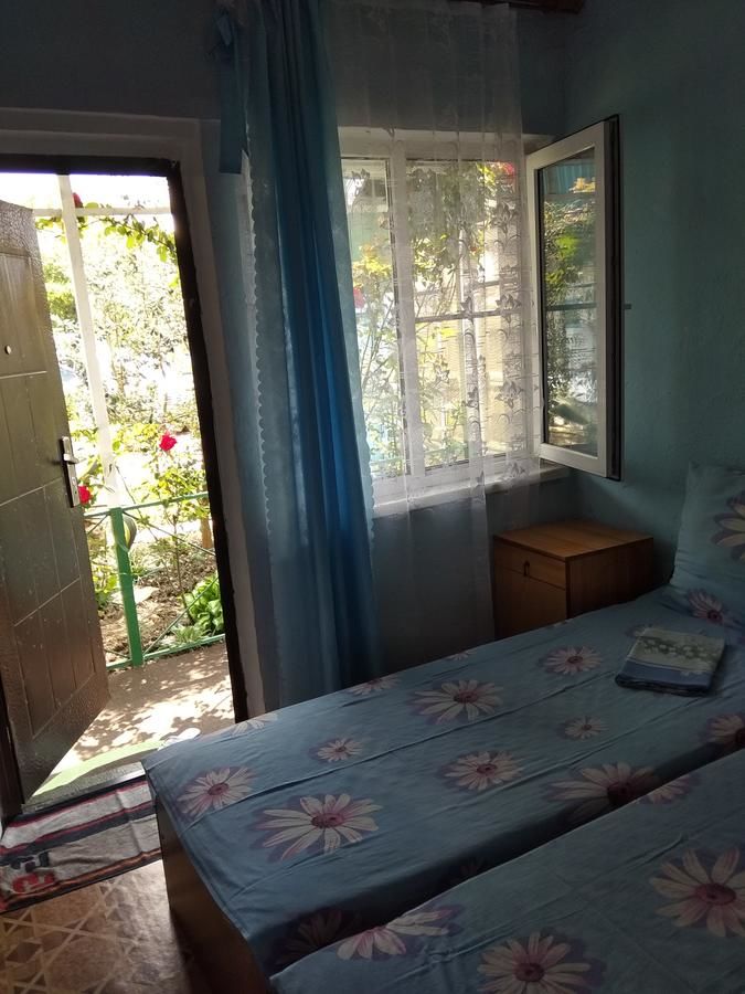 Гостевой дом RAiSA Гагра-16